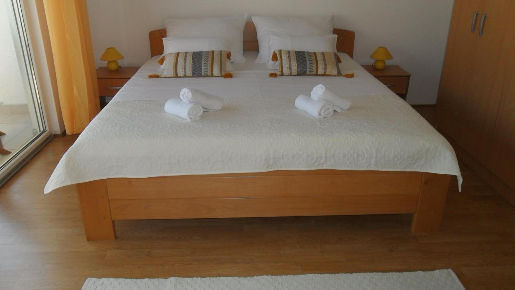 Apartments Aba *